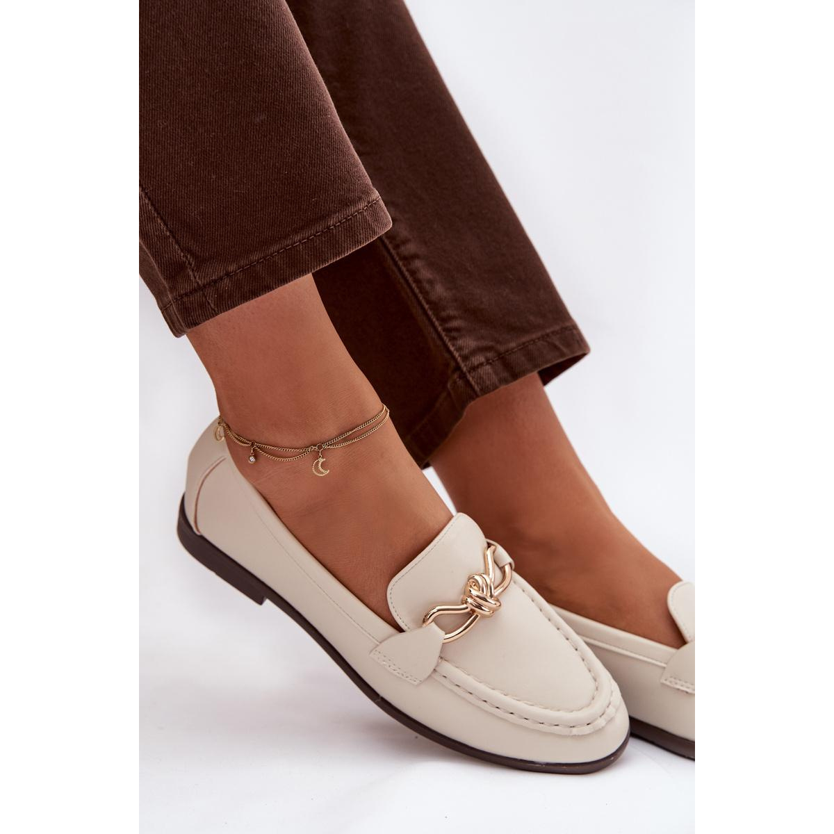 Dámske loafersy s ozdobným detailom svetlos béžové Rosynne - Béžová
