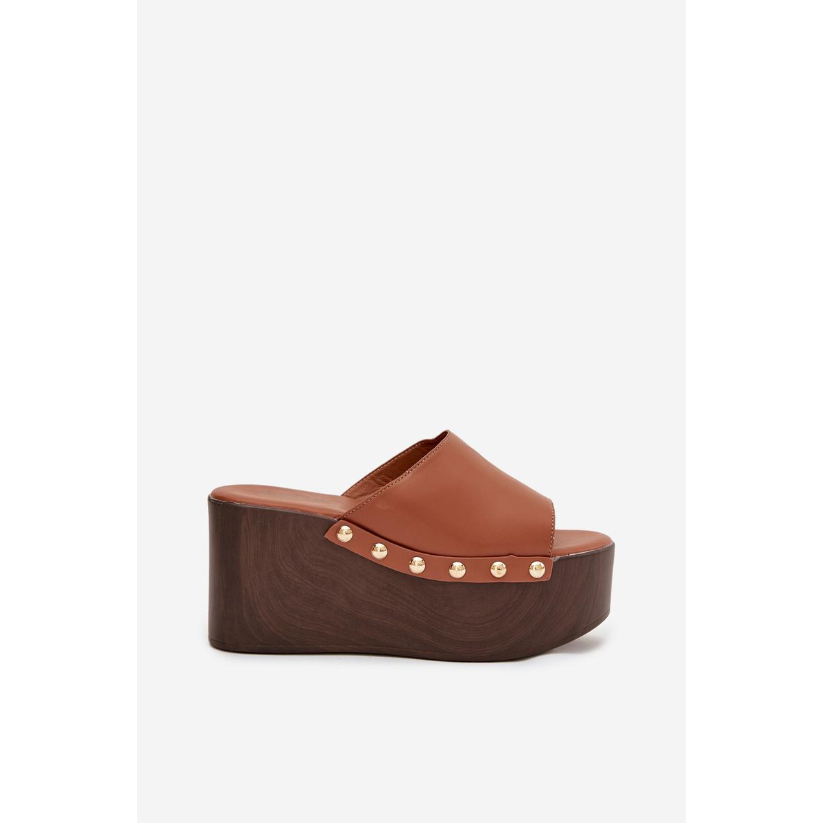 Dámske platformové šľapky s prackami Camel Mareline - Odtiene hnedej a béžovej