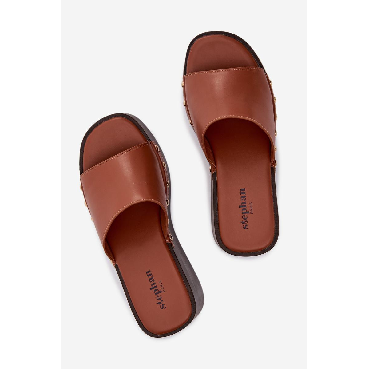 Dámske nazúvaky na platforme so zlatými sponami Camel Arionne - Odtiene hnedej a béžovej