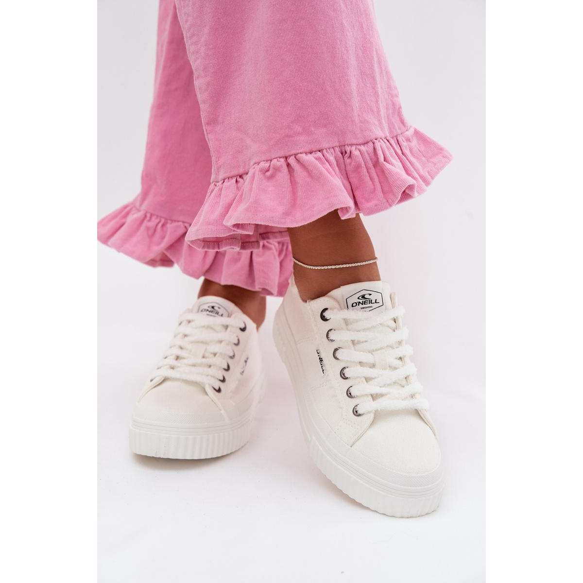 Dámske tenisky na platforme O`NEILL SPINNA C WOMEN LOW 90261009.02A Biele - Biela