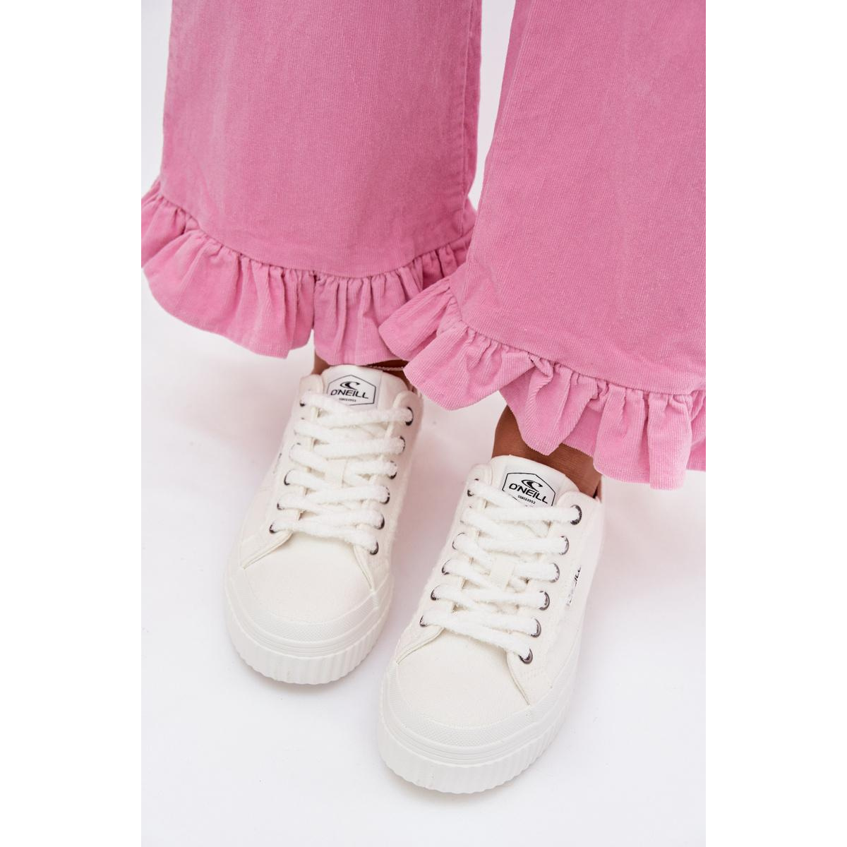 Dámske tenisky na platforme O`NEILL SPINNA C WOMEN LOW 90261009.02A Biele - Biela