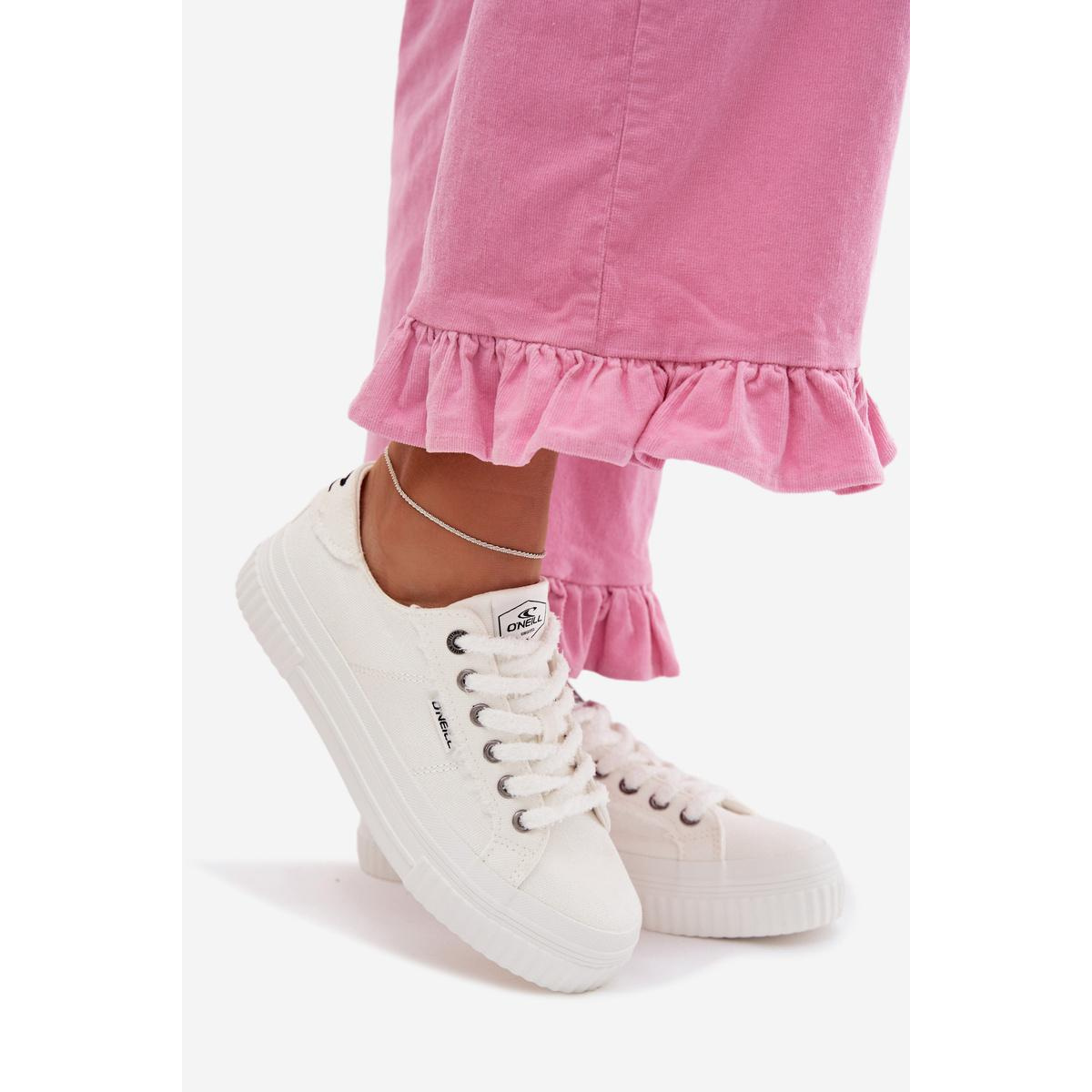 Dámske tenisky na platforme O`NEILL SPINNA C WOMEN LOW 90261009.02A Biele - Biela