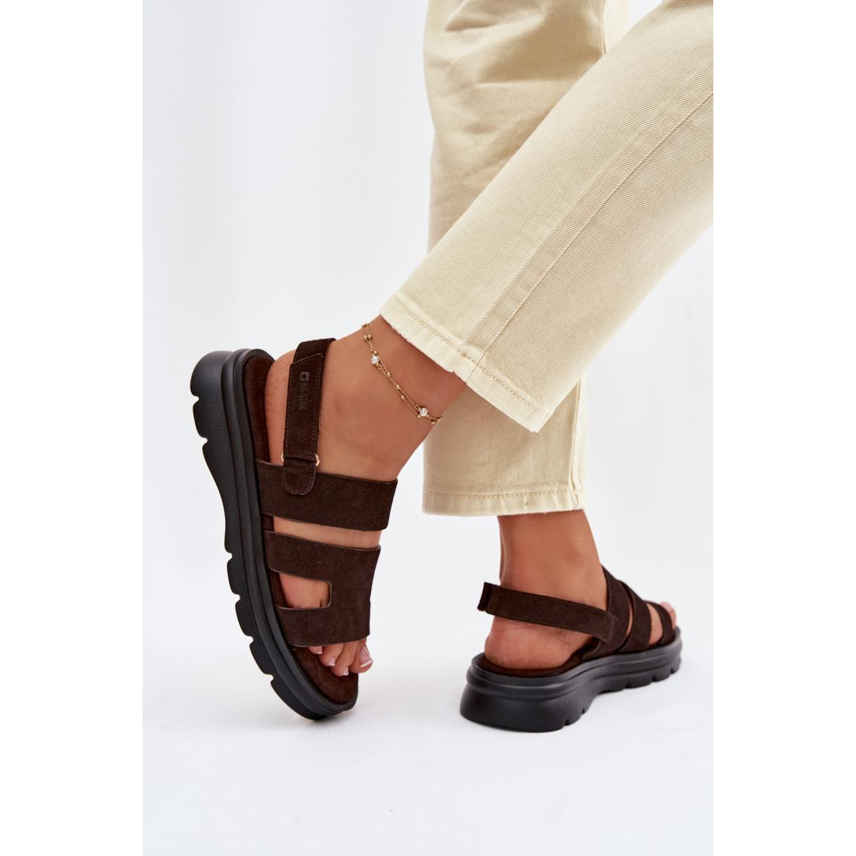 Dámske sandále z semiše Big Star TT274483 Čokoládové - Odtiene hnedej a béžovej