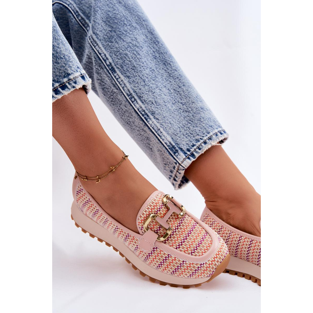 Slip On Tenisky so Zlato Detalom GOE TT2N4081 Ružové