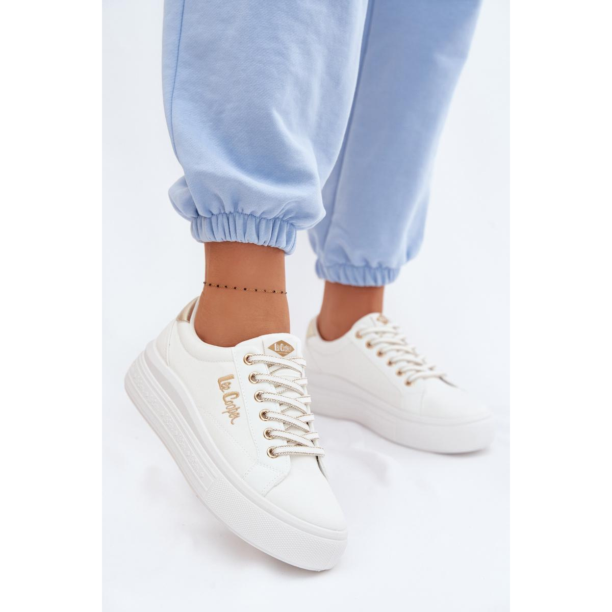 Dámske platformové tenisky Lee Cooper LCW-26-44-4478 Biele - Biela