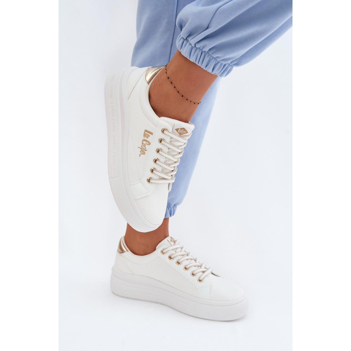 Dámske platformové tenisky Lee Cooper LCW-26-44-4478 Biele - Biela