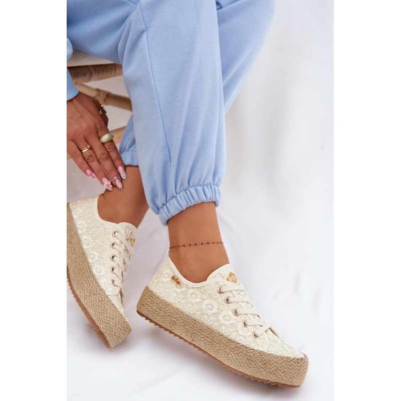 Čipkované tenisky Espadrilles na platforme Lee Cooper LCW-26-31-4328 Béžové - Béžová