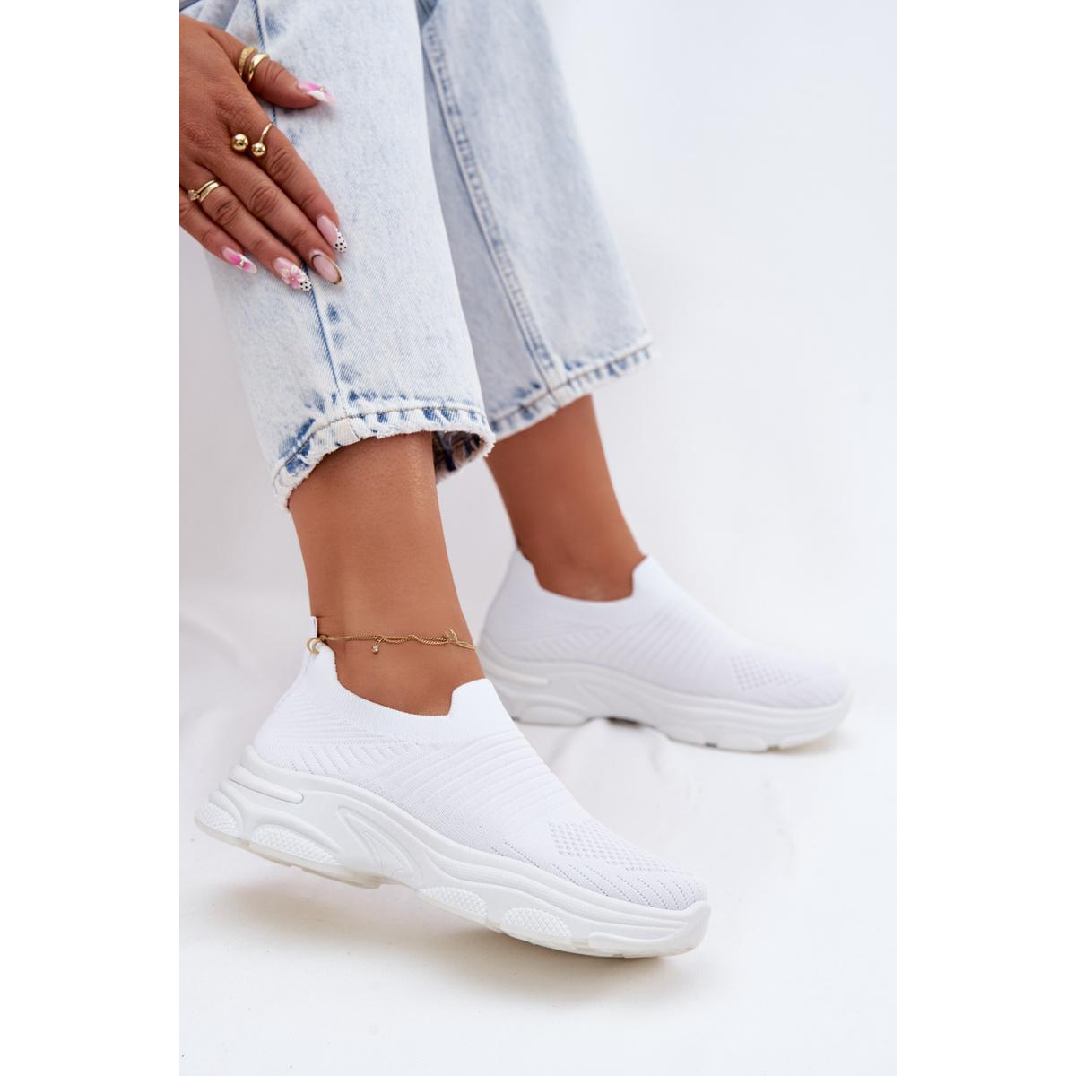 Materiálové Slip-On Dámske Športové Topánky Biele Floraine - Biela