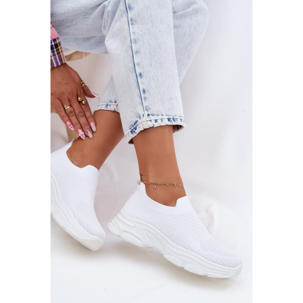 Materiálové Slip-On Dámske Športové Topánky Biele Floraine - Biela