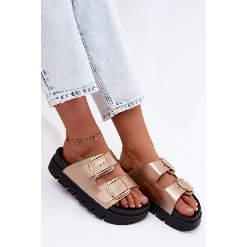 Dámske platformové sandále s prackami Lee Cooper LCW-26-35-4462L Zlaté
