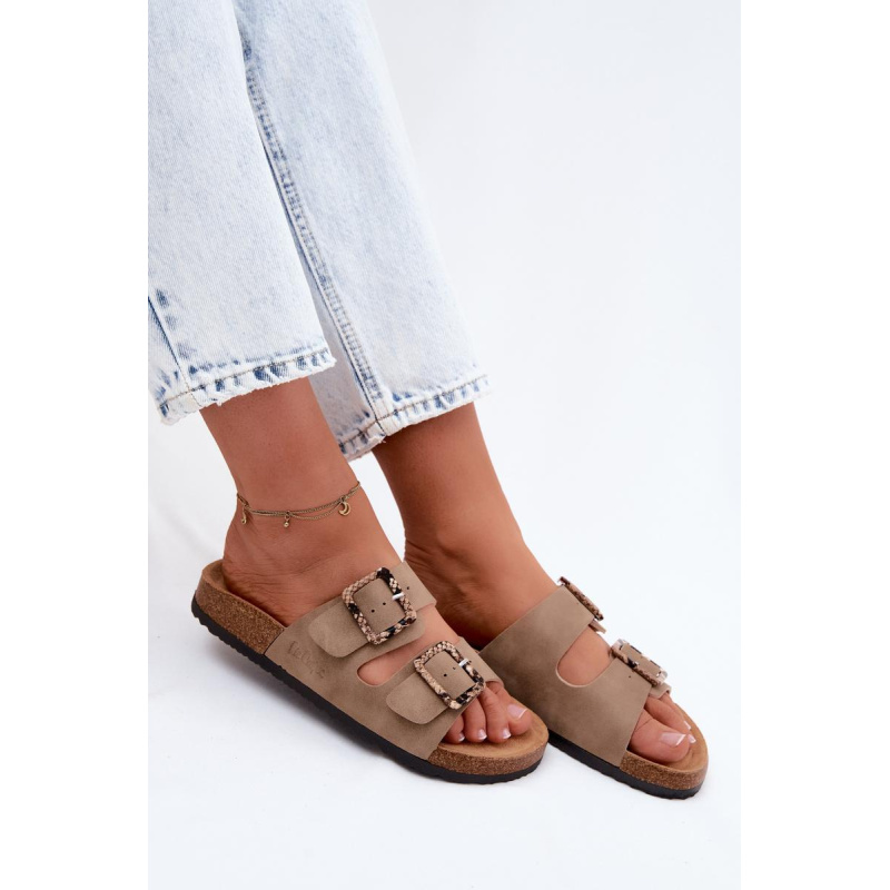 Dámske Papuče Khaki s Klipsami Lee Cooper LCW-26-35-4451L - Béžová
