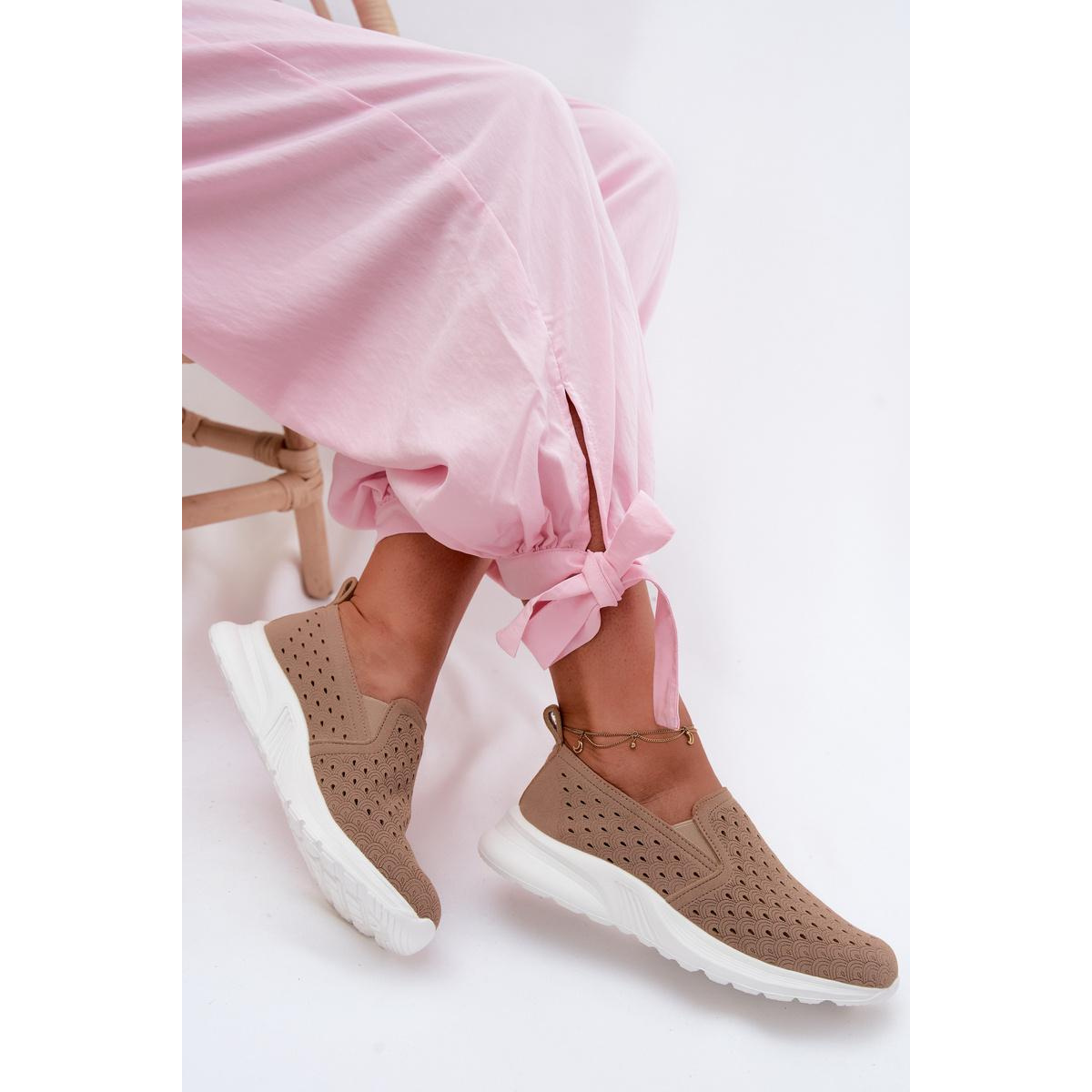 Dámske Slip-On Sietové Topánky Béžové Geressa - Béžová