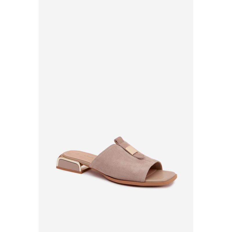 Semišové šľapky so zlatými ozdobami D&A CR61-3061 Čierne - Béžová