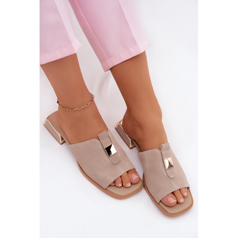 Semišové šľapky so zlatými ozdobami D&A CR61-3061 Čierne - Béžová