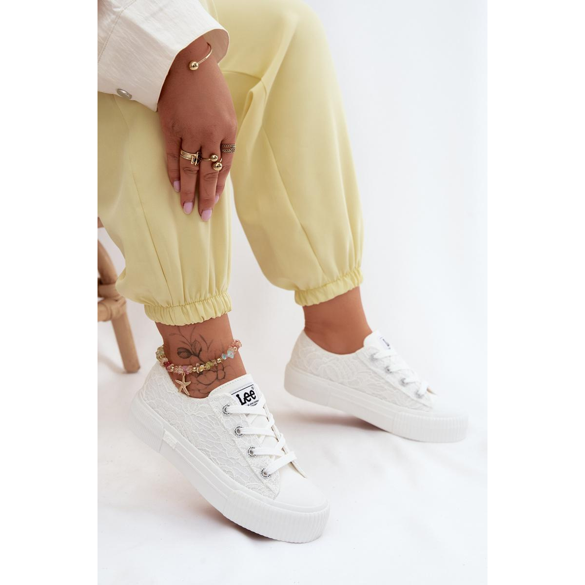 Dámske čipkované tenisky na platforme LEE ISLA LACE WOMEN LOW 50261003.1FG Biele