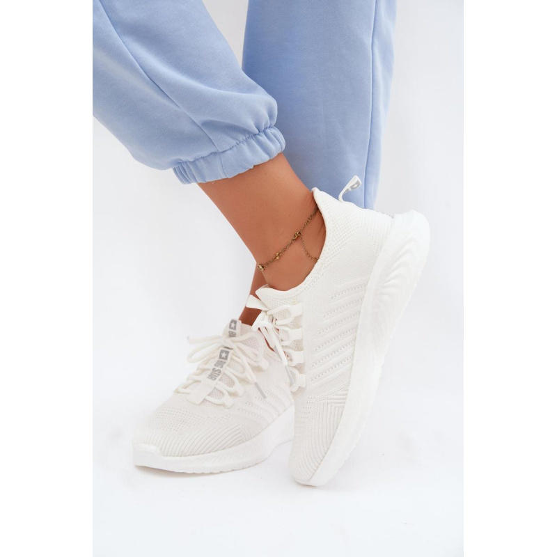 Ľahké Slip-On Dámske Športové Topánky Materiál Big Star UU274056 Biele - Biela