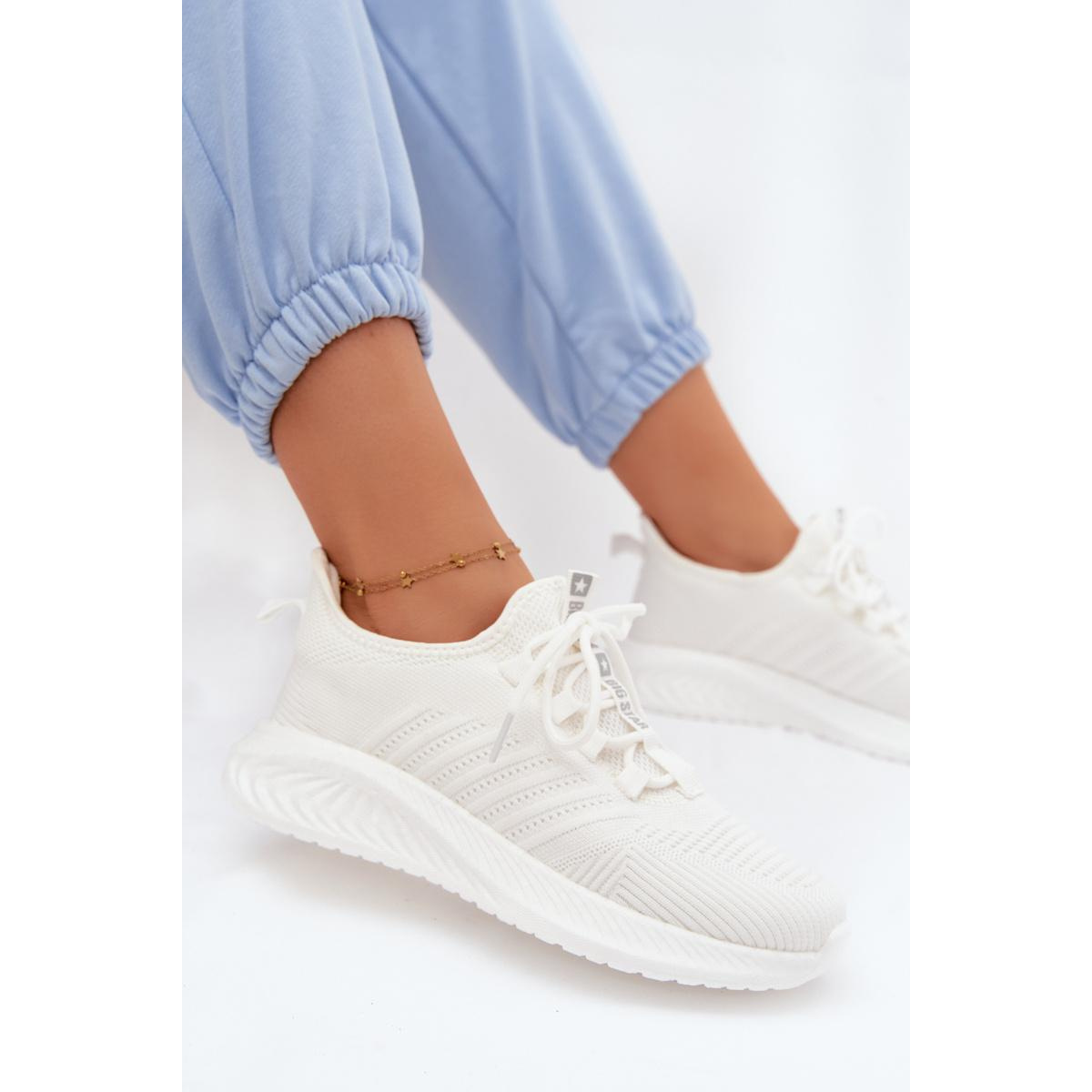 Ľahké Slip-On Dámske Športové Topánky Materiál Big Star UU274056 Biele - Biela