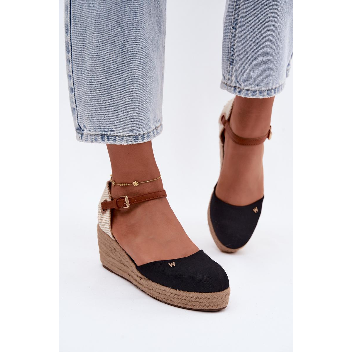 Dámske Espadrille Sandále na Opätku Wrangler 20261087-25Y Čierne - Čierna