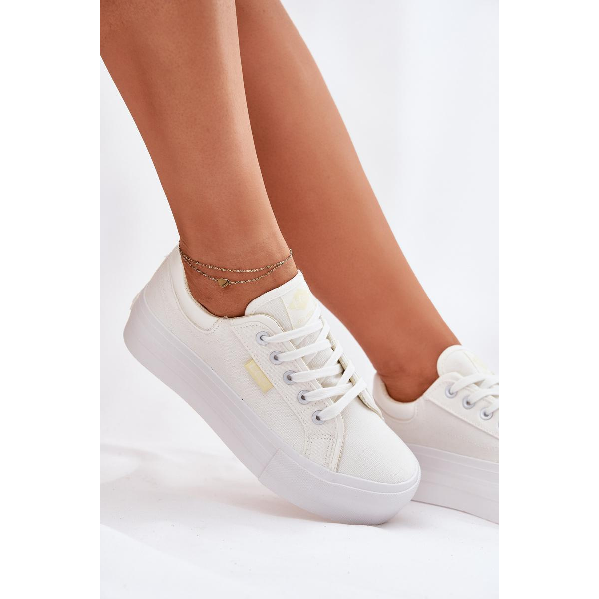 Dámske Tenisky Na Platforme Lee Cooper LCW-25-31-3450L Biele - Biela