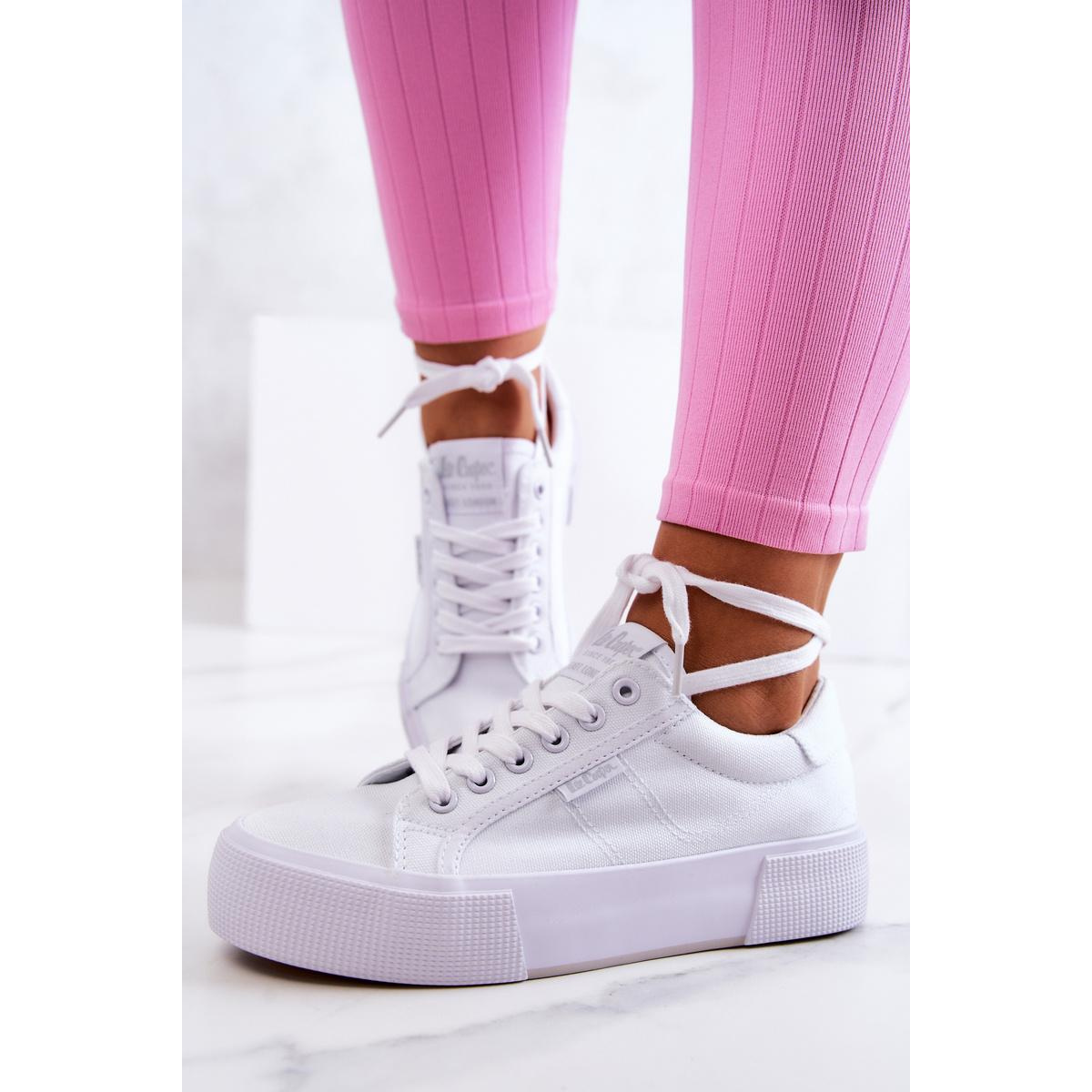 Tenisky na platforme Lee Cooper LCW-22-31-0884L - Biela