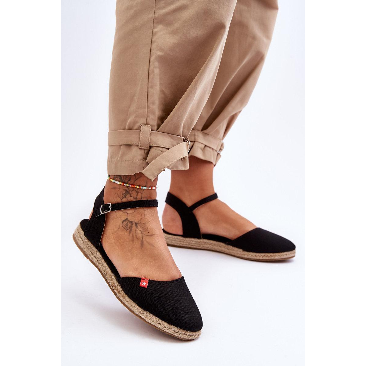 Dámske espadrilly na čiernej platforme Big Star FF274526 - Čierna
