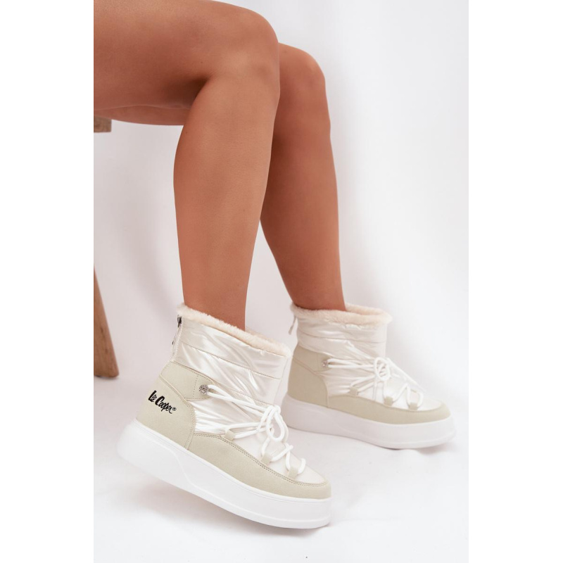 Dámske snehové topánky Na platforme Lee Cooper LCJ 25 03 3815 Biele - Biela