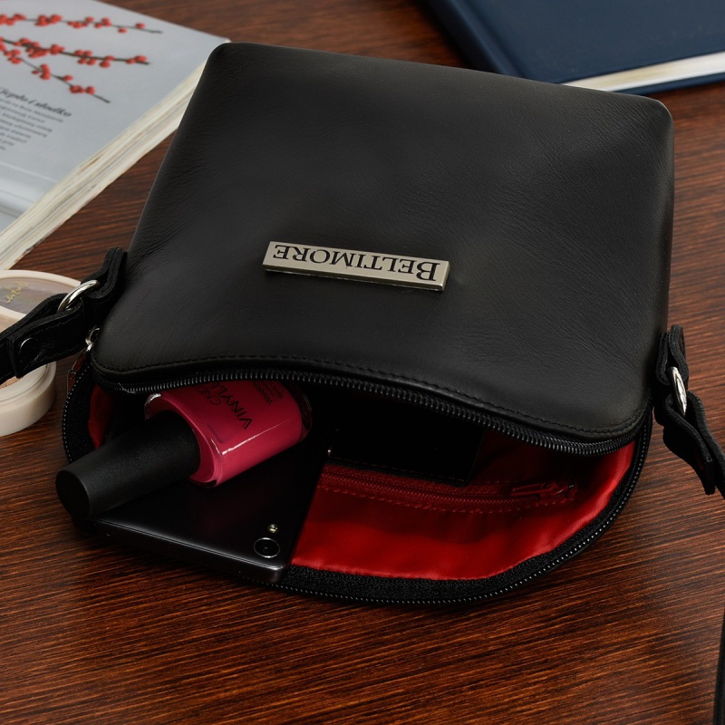 Malá kožená crossbody čierna