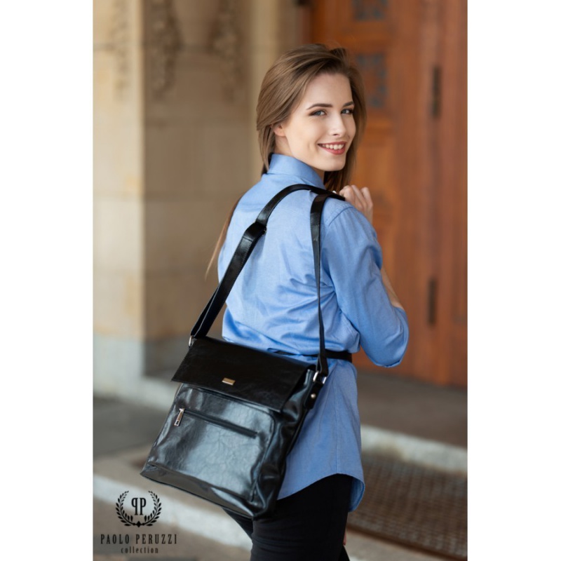 Crossbody dámska čierna kabelka Bianca