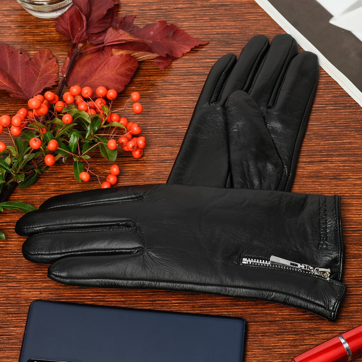 Čierne kožené dámske rukavice ALANIS