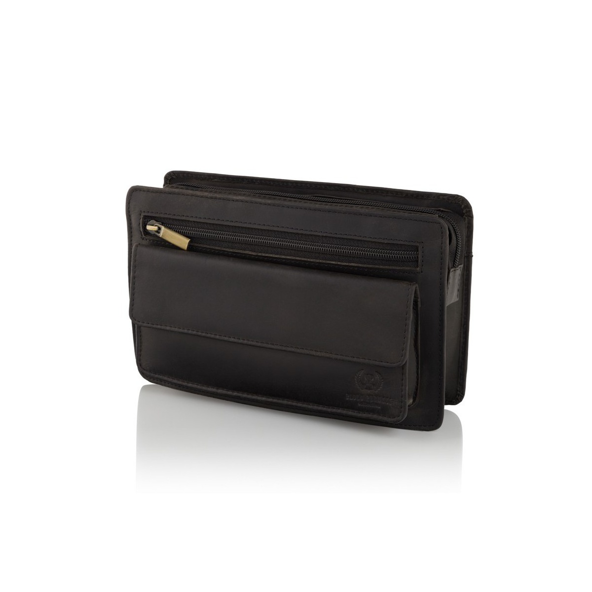 Čierna pánska kožená príručná taška na zips.