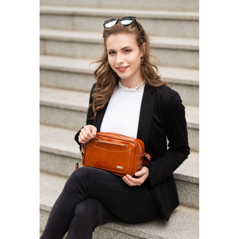 Dámska kožená koňaková kabelka SABRINA