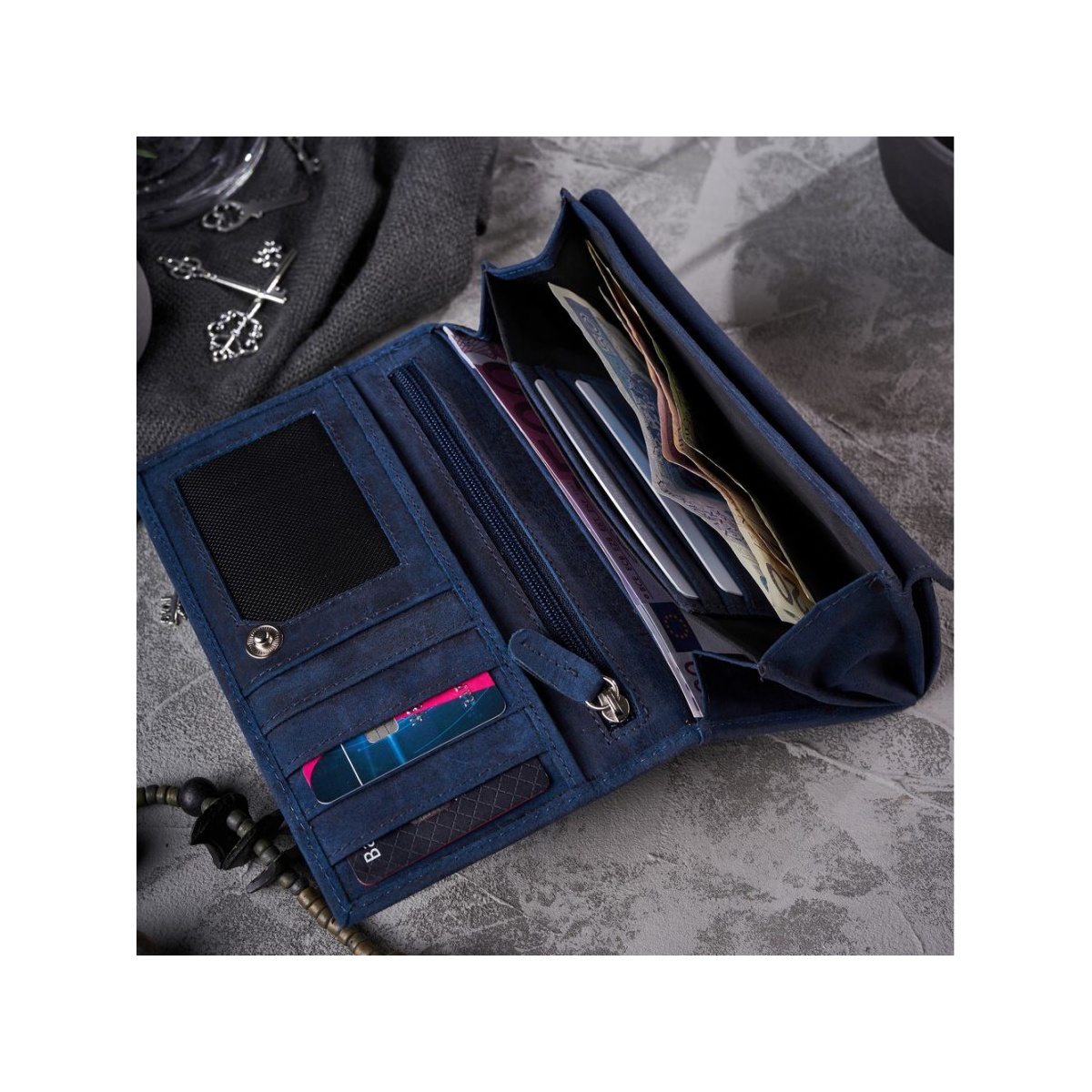 Dámska kožená tmavomodrá vintage peňaženka CALYSTA