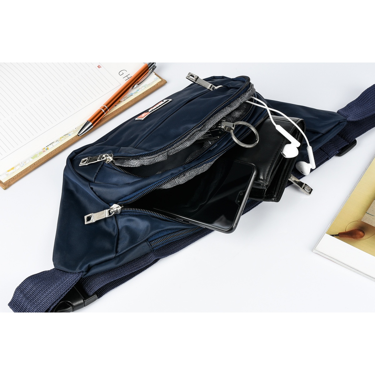 Tmavomodrá ľadvinka BELTIMORE