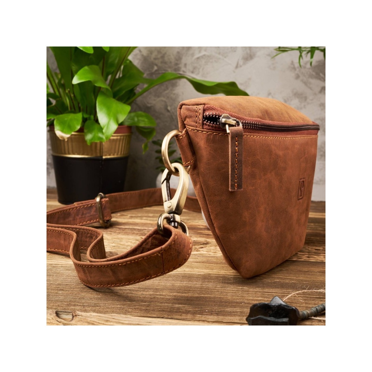 Dámska kožená ľadvinka vintage LIGHT BROWN