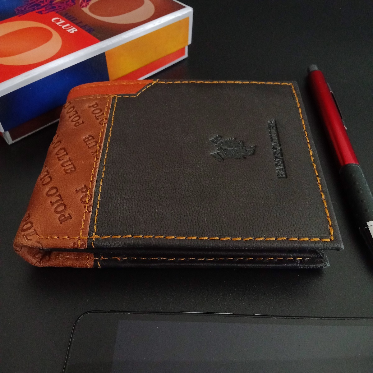 Kožená peňaženka Harvey Miller - čierna