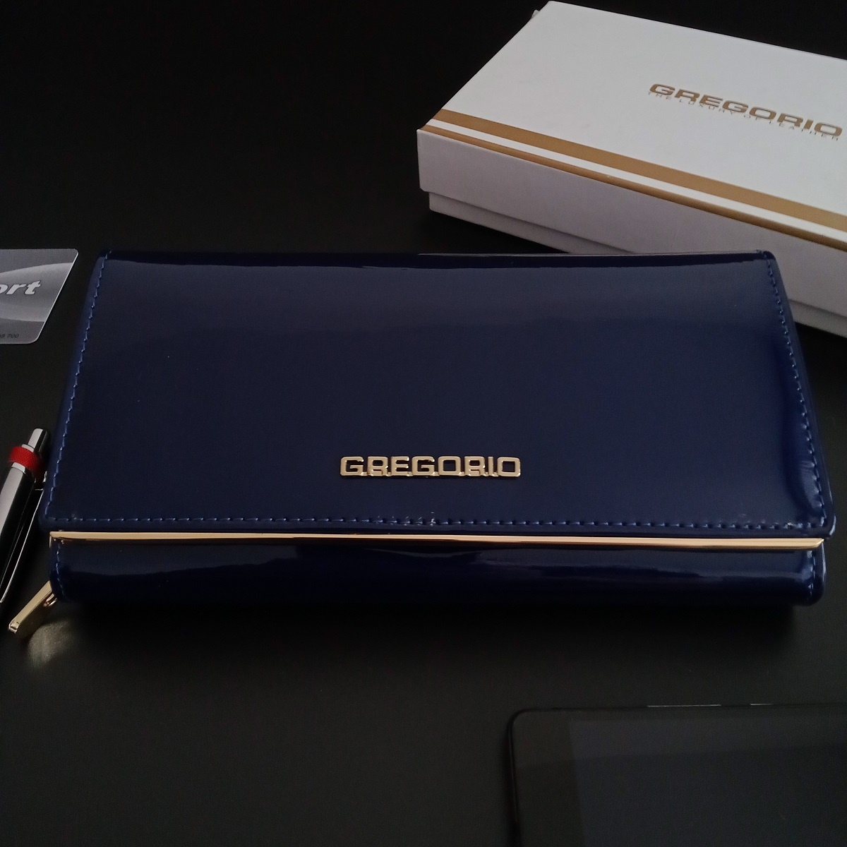 Dámska modrá kožená lakovaná peňaženka GREGORIO