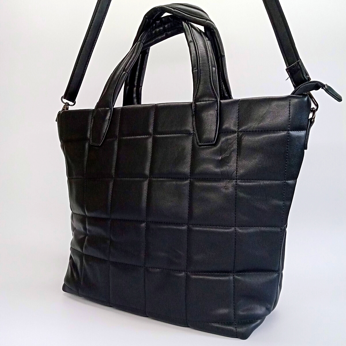 Dámska čierna prešívaná kabelka do ruky PHIL FIRENZE - KIMBERLY