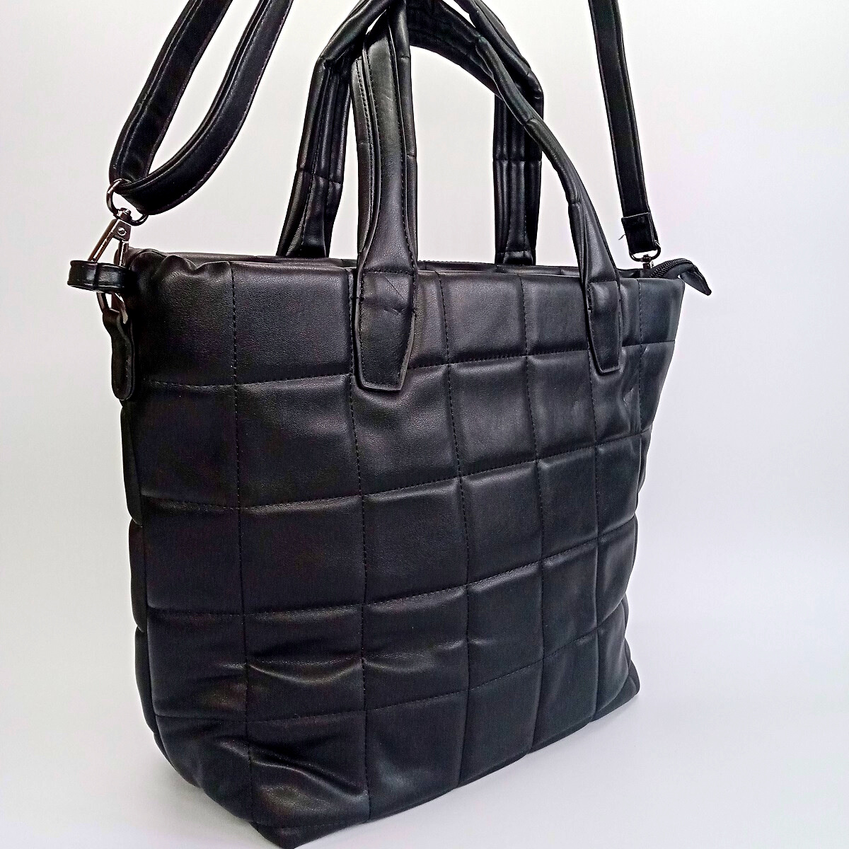 Dámska čierna prešívaná kabelka do ruky PHIL FIRENZE - KIMBERLY