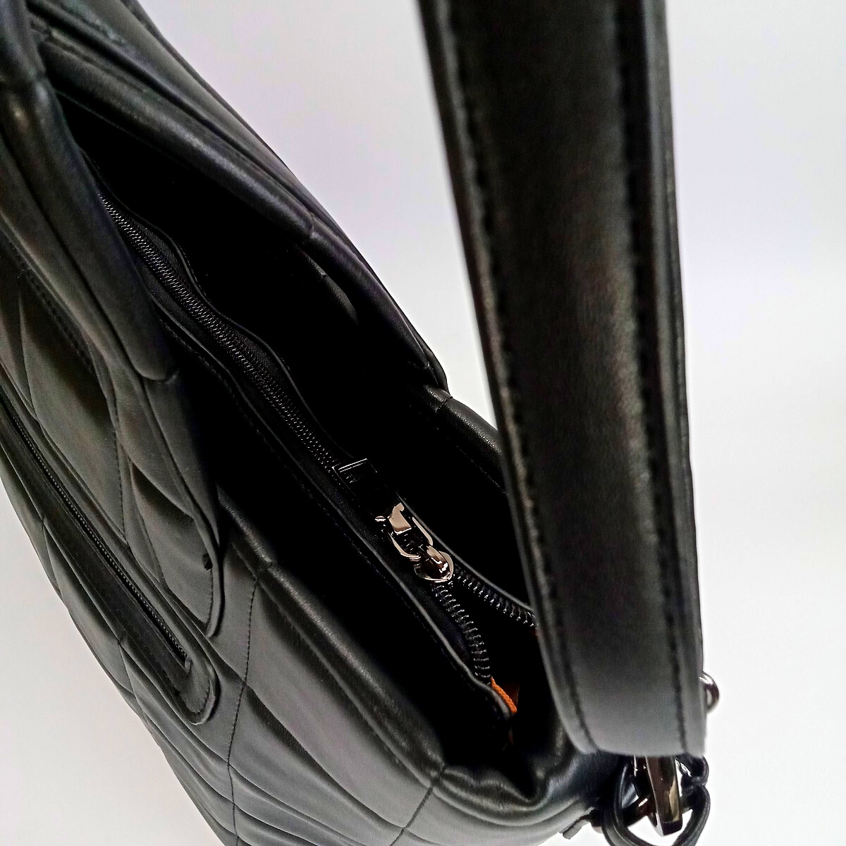 Dámska čierna kabelka KIMBERLY