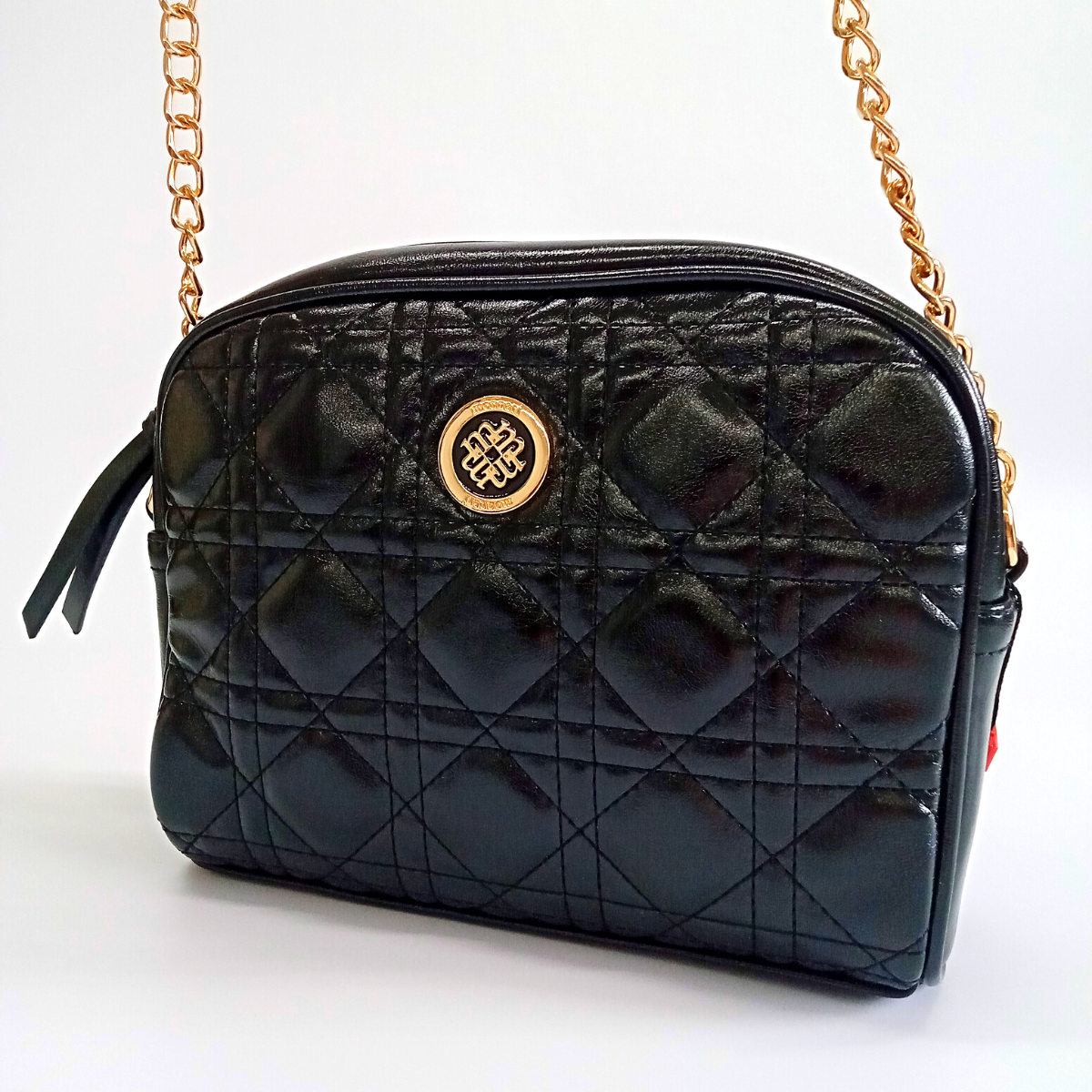 Dámska čierna lesklá prešívaná crossbody kabelka Monnari