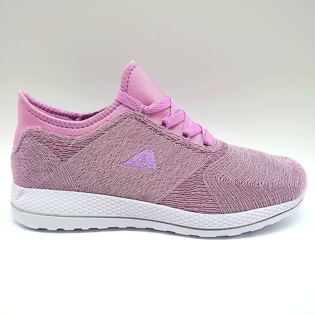 ŠPORTOVÉ TOPÁNKY AMERICAN CLUB