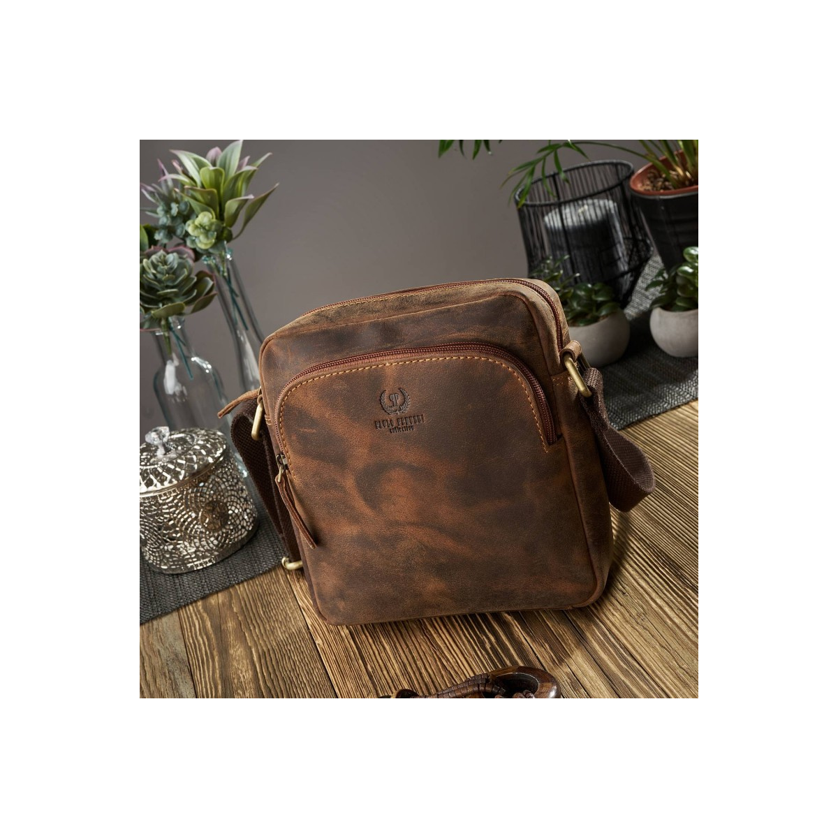 Kožená dámska hnedá vintage crossbody kabelka Paolo Peruzzi "MARINA"