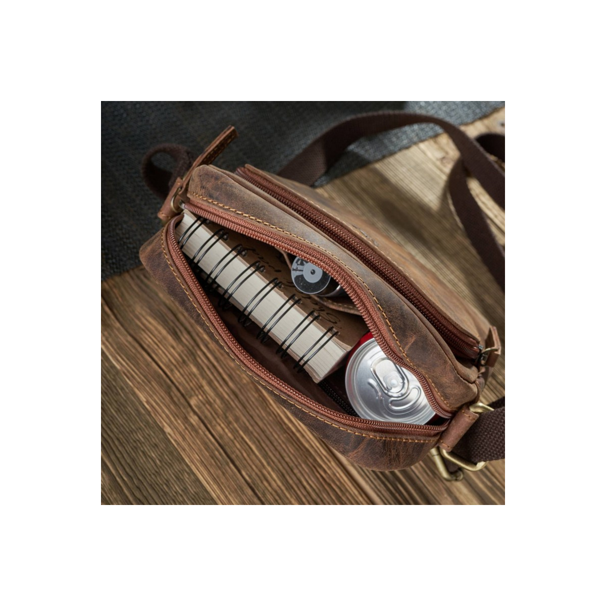 Kožená dámska hnedá vintage crossbody kabelka Paolo Peruzzi "MARINA"