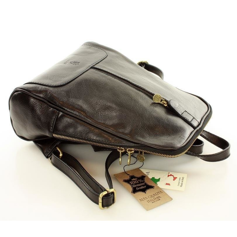 Kožený dámsky čierny batoh Vera Pelle "BRONTE"