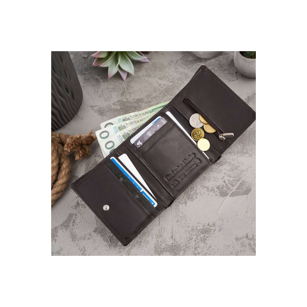 Kožená pánska hnedá peňaženka MALIK