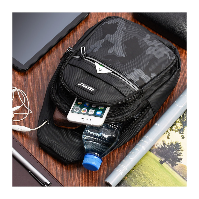 Pánska čierna crossbody taška Versoli "MILO"