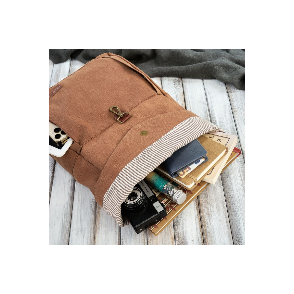 Pánsky hnedý batoh Paolo Peruzzi "MAURICIO"