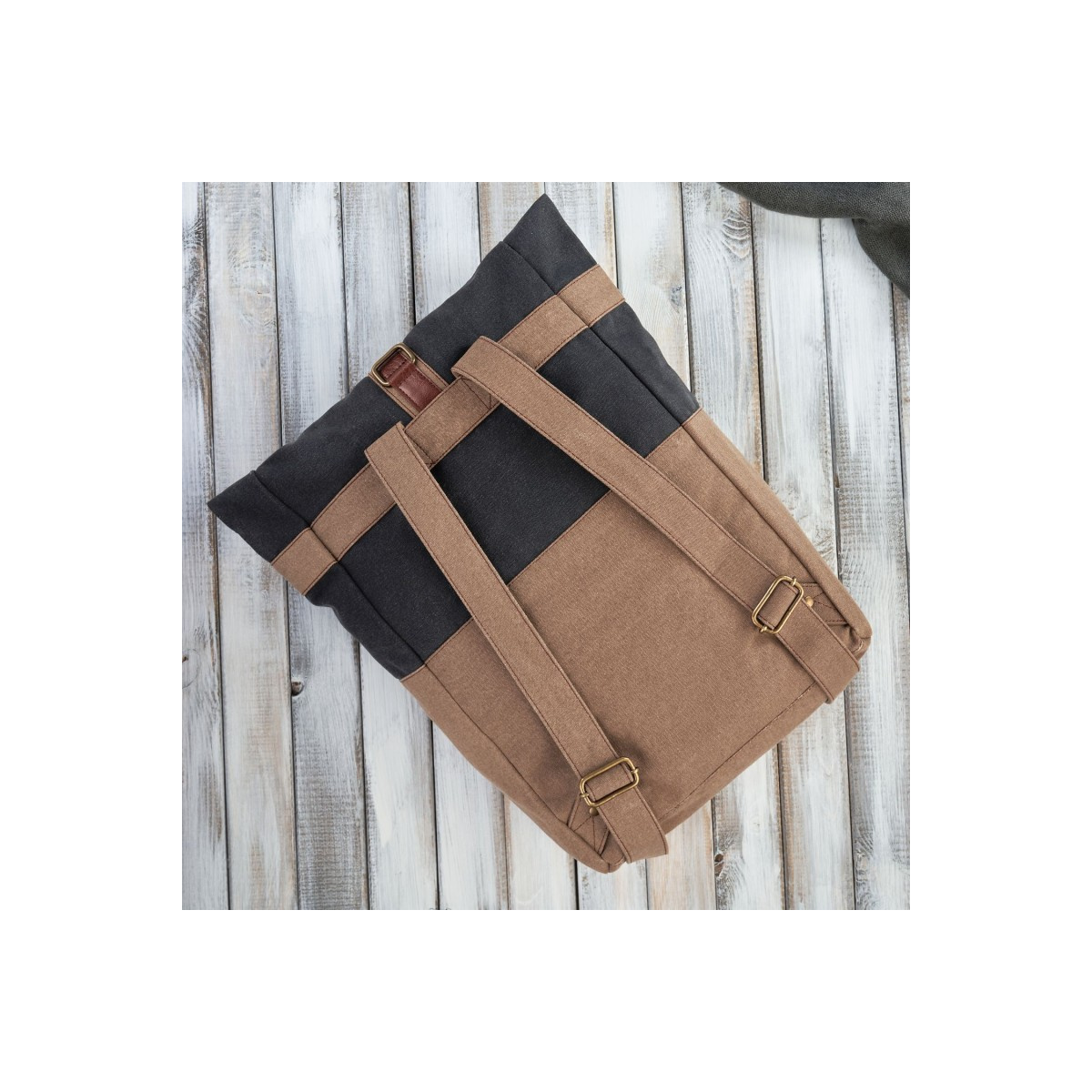 Pánsky béžovo-čierny batoh Paolo Peruzzi "MAURICIO"