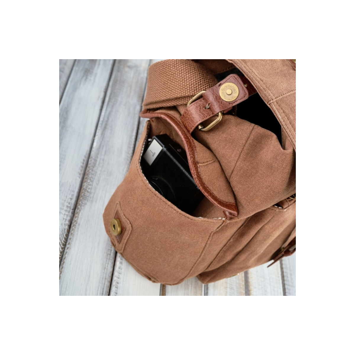 Pánska hnedá taška na rameno Paolo Peruzzi "PEDRO"