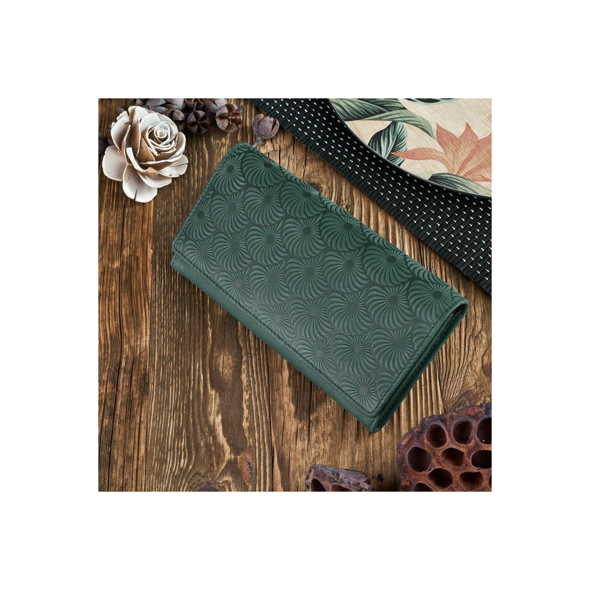 Kožená dámska zelená peňaženka Paolo Peruzzi "ADENNA"